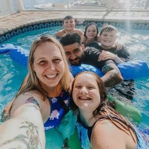 Meet your Posher, Nikki